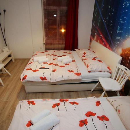 Apartments Rooms Fontane Trnje - Free Parking Загреб Екстериор снимка