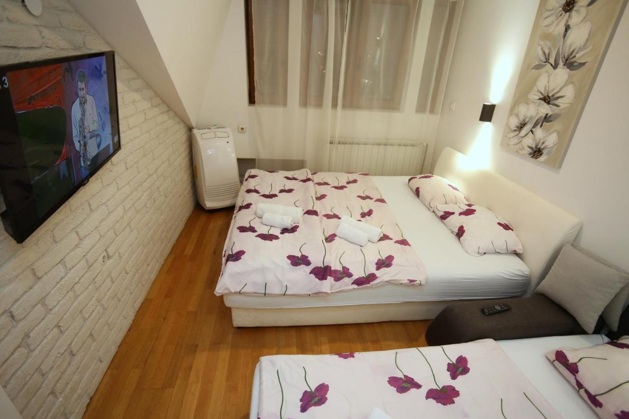 Apartments Rooms Fontane Trnje - Free Parking Загреб Екстериор снимка