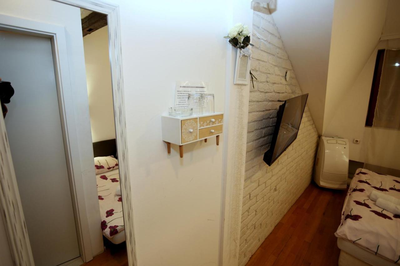 Apartments Rooms Fontane Trnje - Free Parking Загреб Екстериор снимка