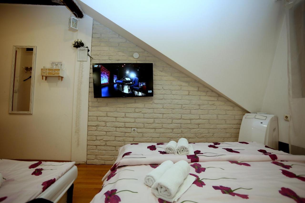 Apartments Rooms Fontane Trnje - Free Parking Загреб Екстериор снимка